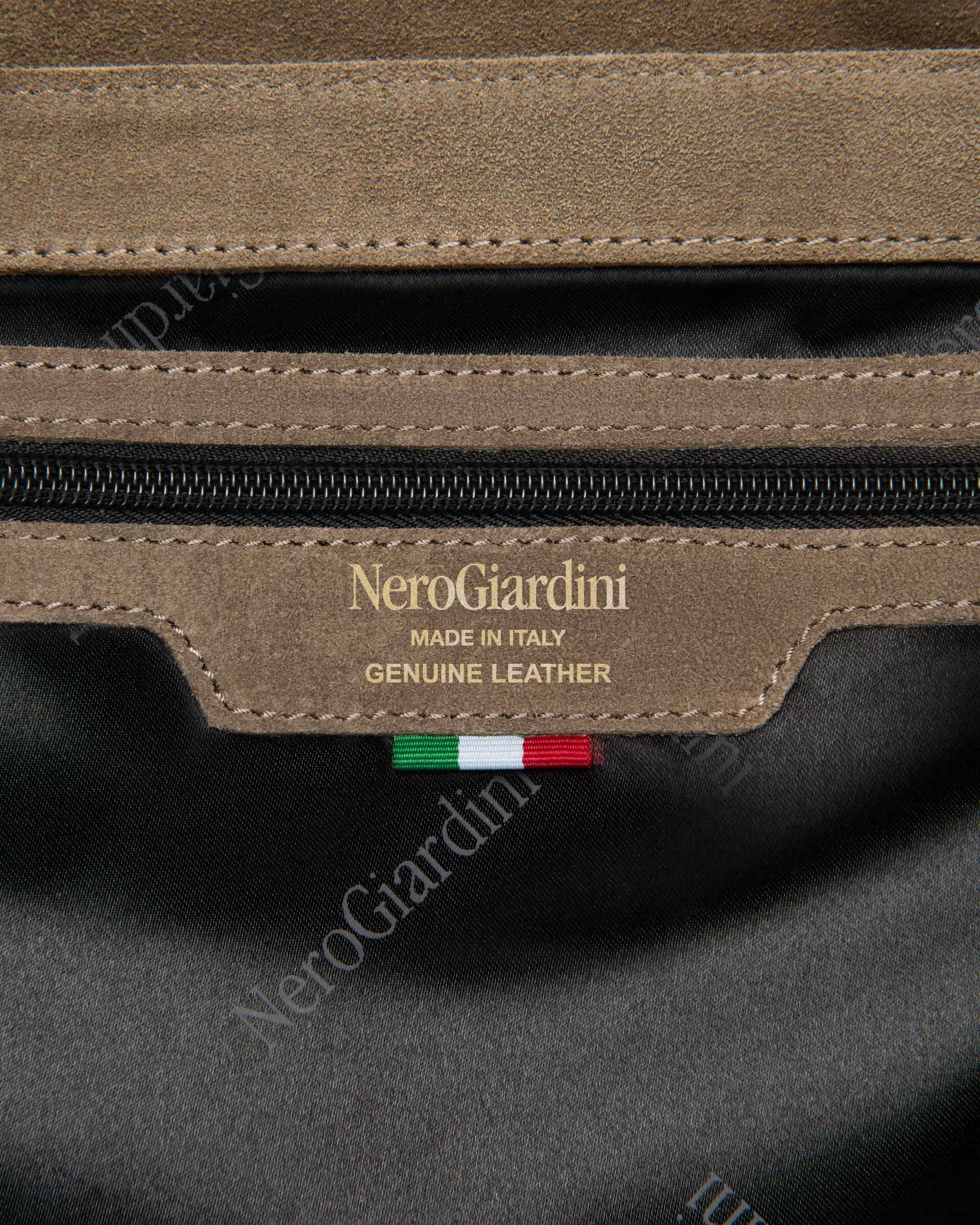 Women’s Leather Crossbody Bag - Image 4