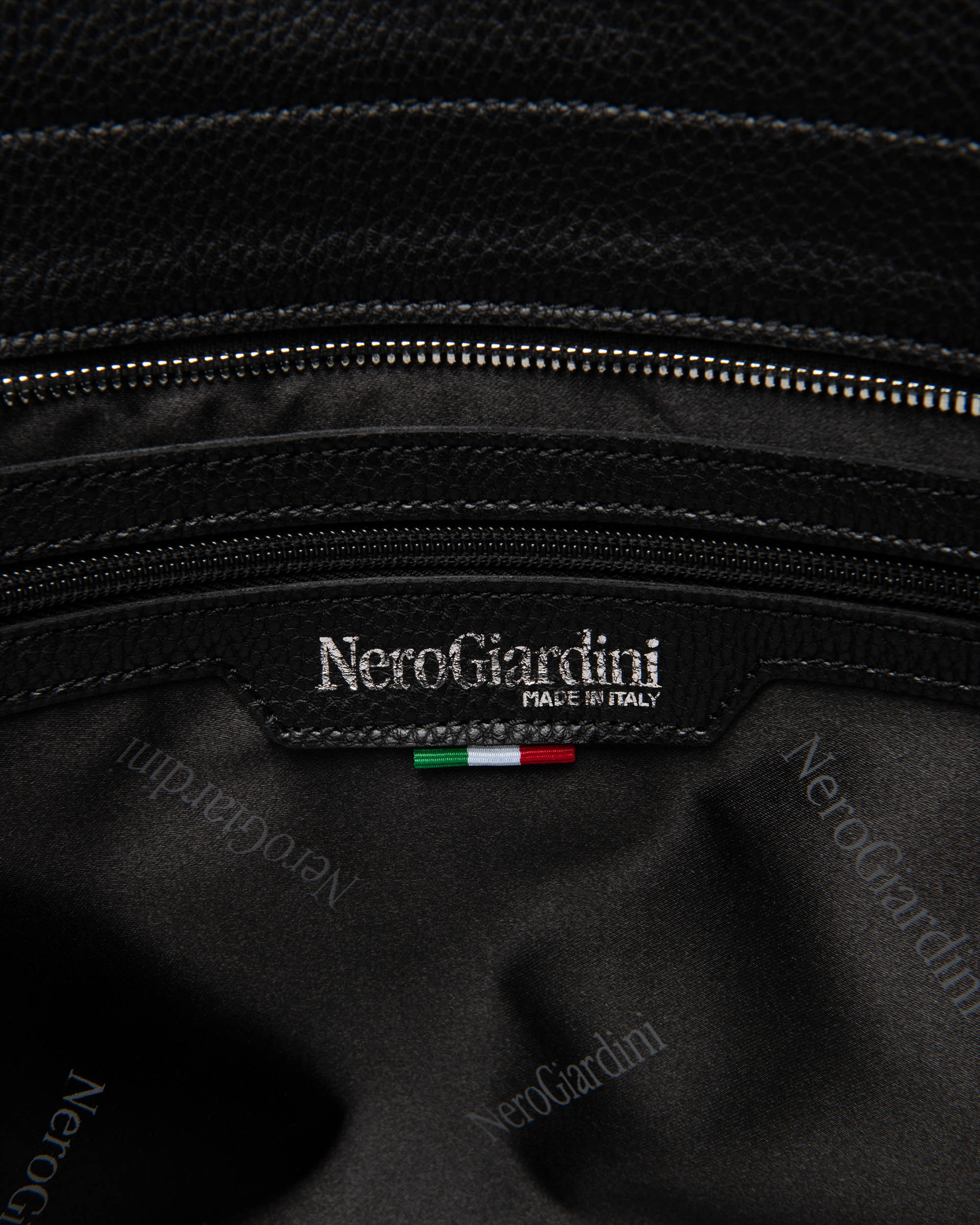 Women's Technical Material Tote Bag - Image 4