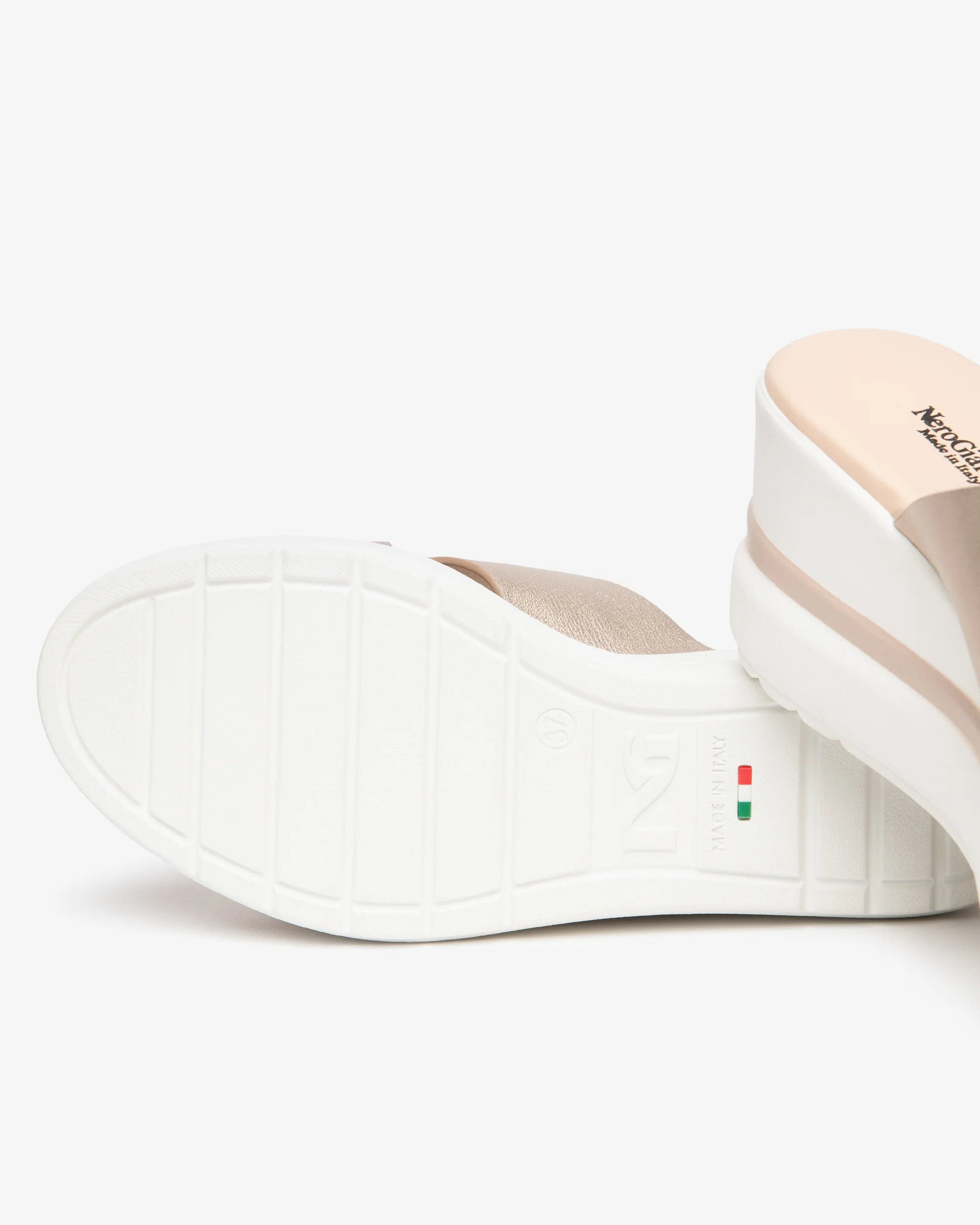 Women's Leather Slippers - Image 4