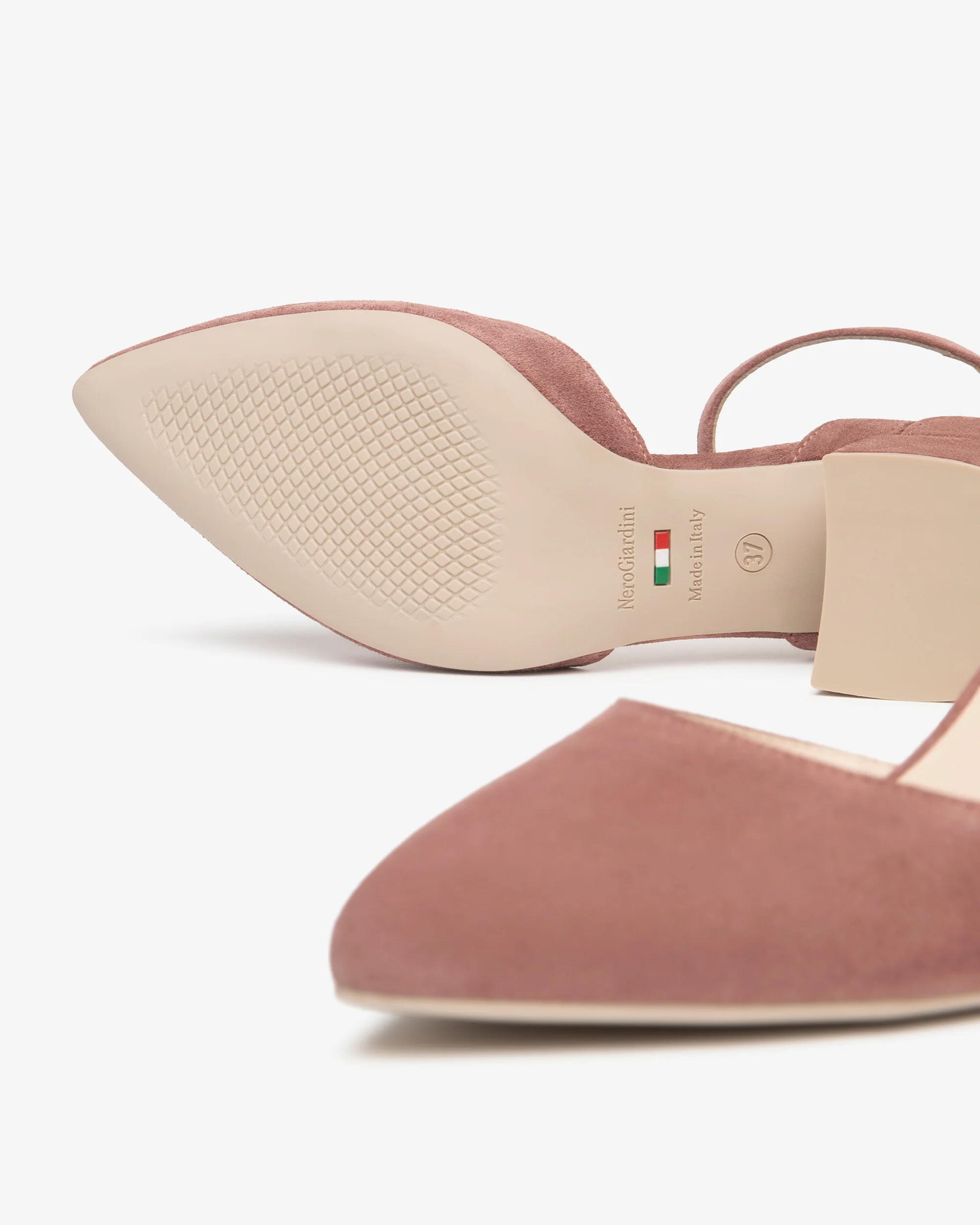 Women's Suede Court Shoes - Image 4