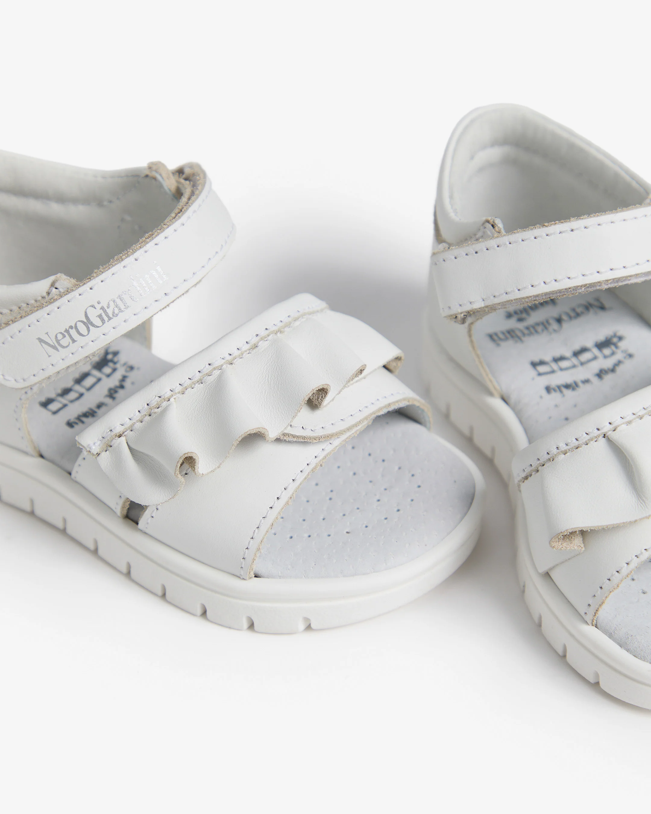 Junior Leather Sandals for Girls - Image 4