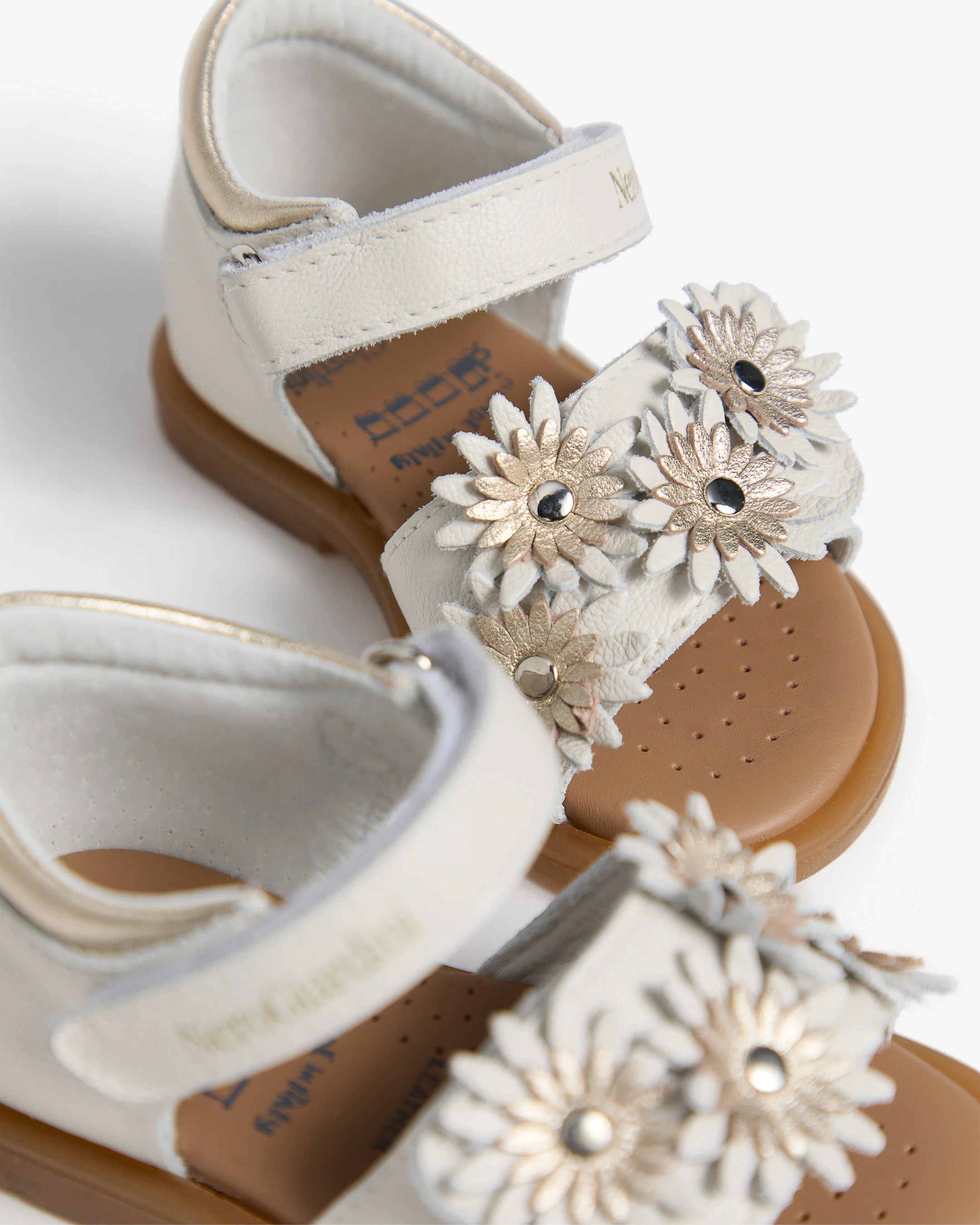 Junior Leather Sandals for Girls - Image 4