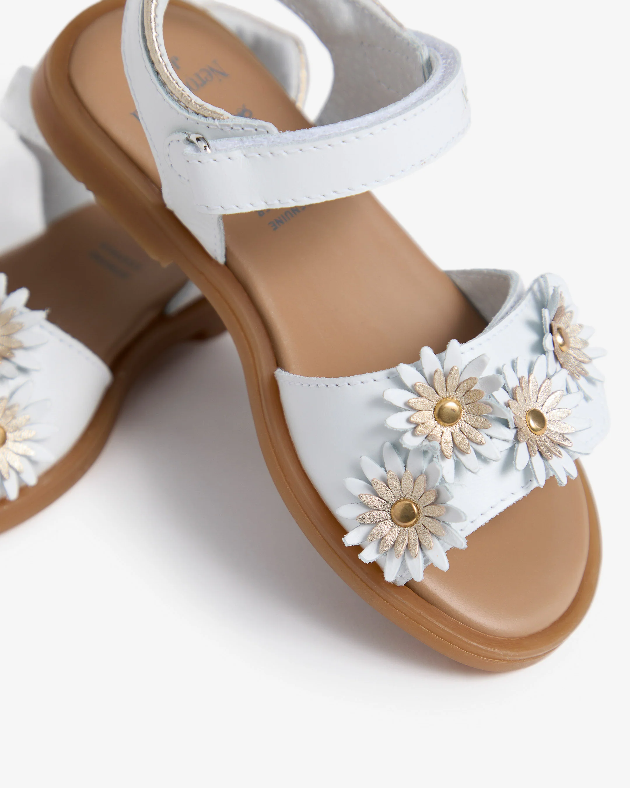 Junior Leather Sandals for Girls - Image 4