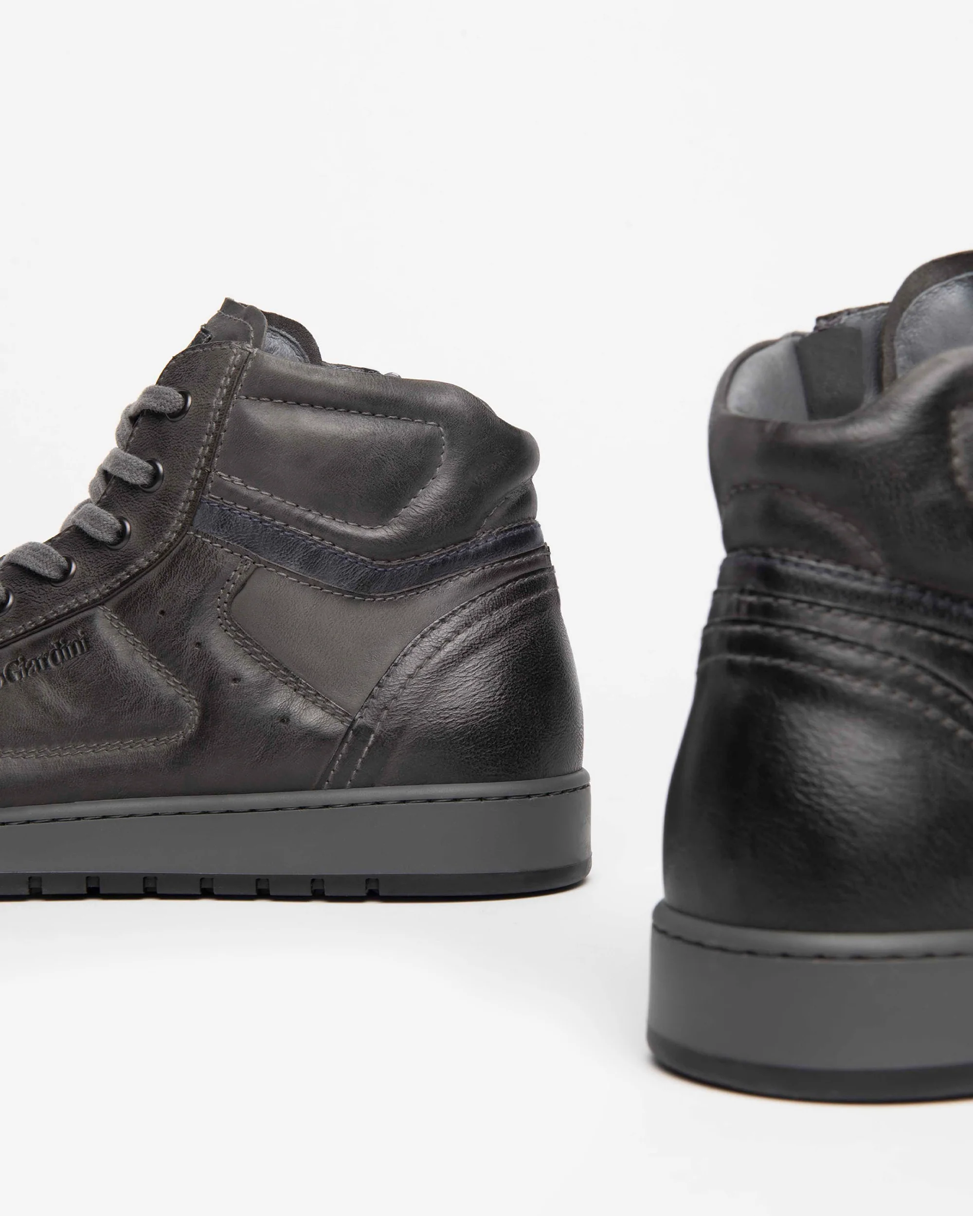 Men’s high top leather sneakers - Image 4