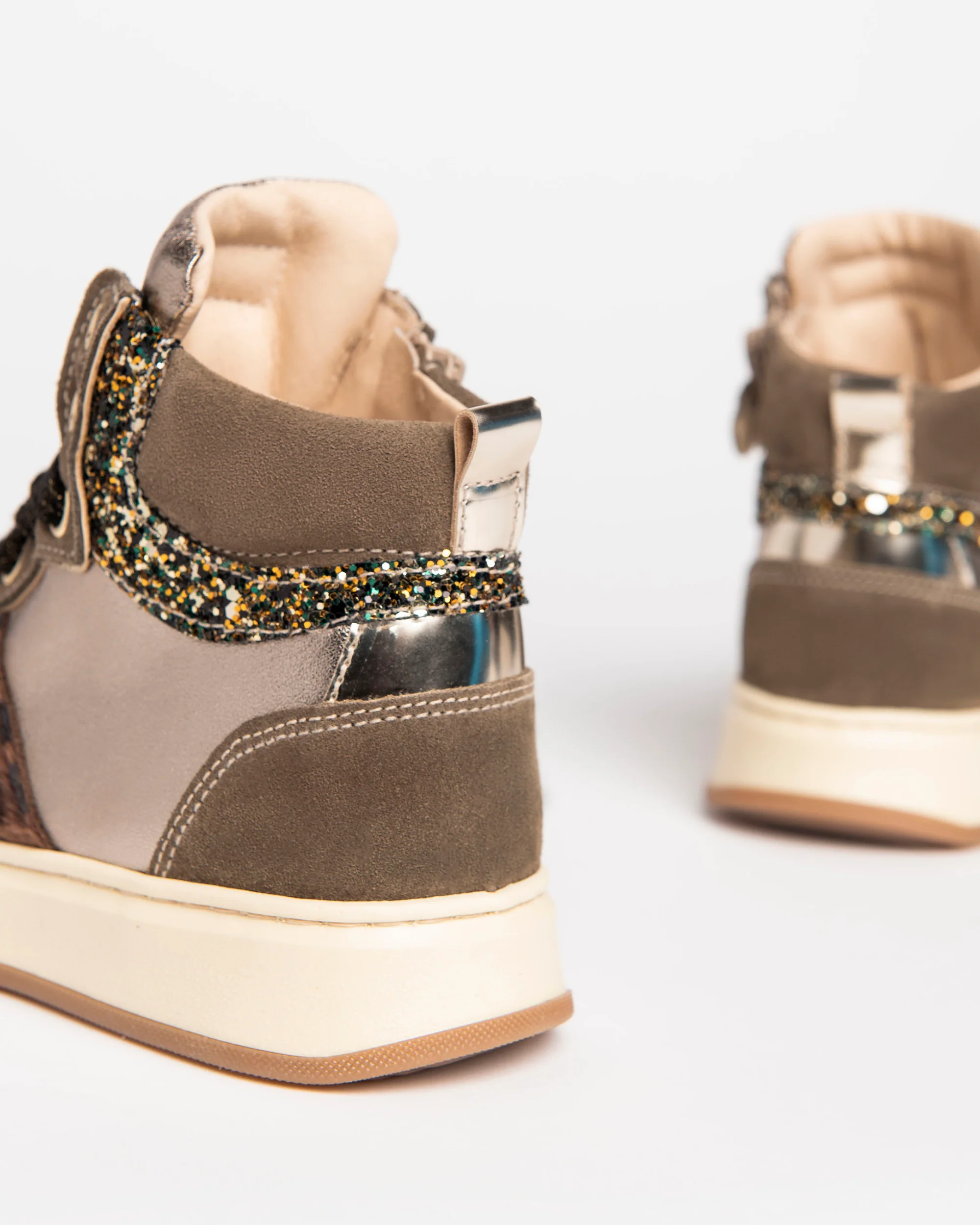 Teen Girls’ Suede and Leather Sneakers - Image 4