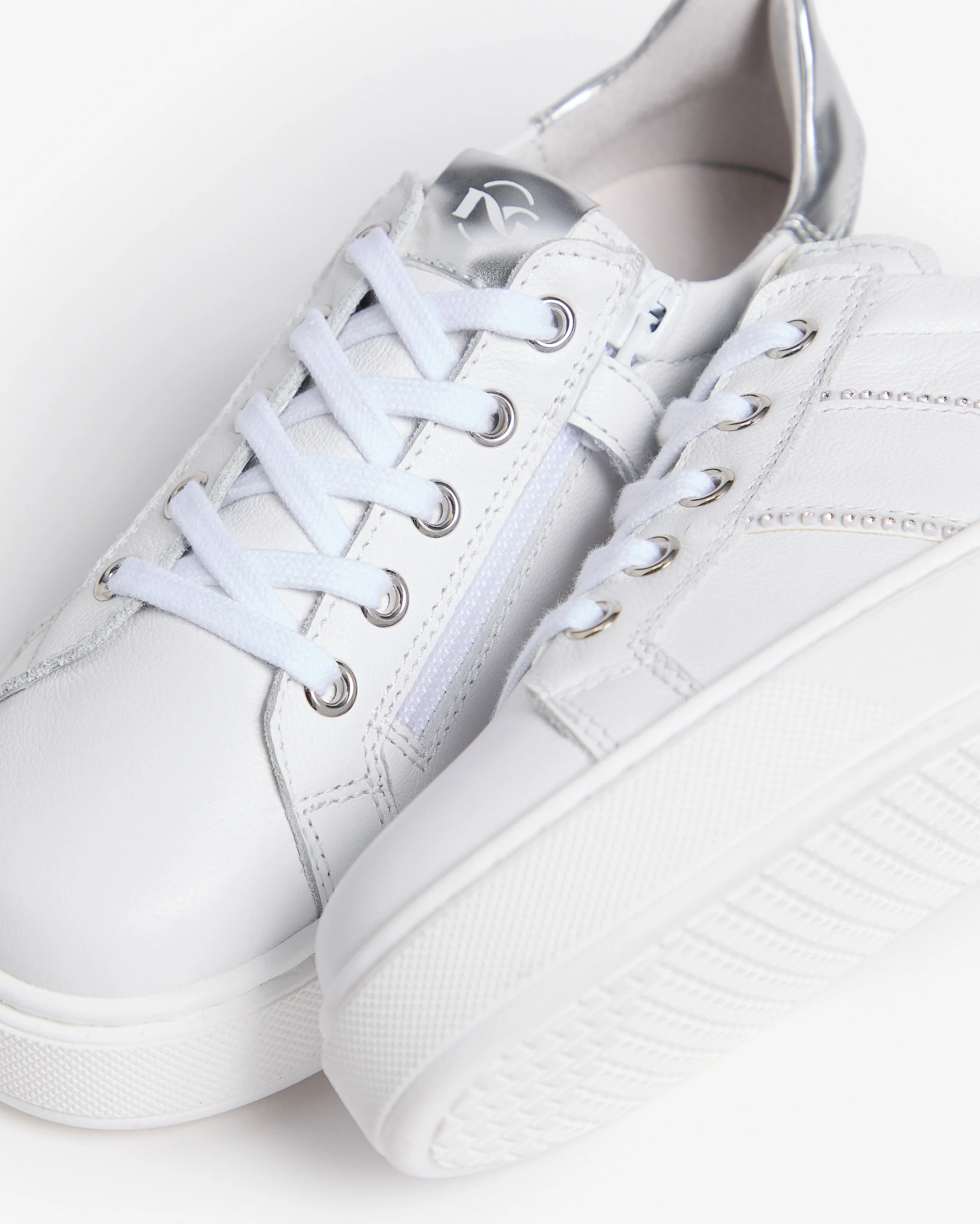 Teen Girls’ Leather Sneakers - Image 4