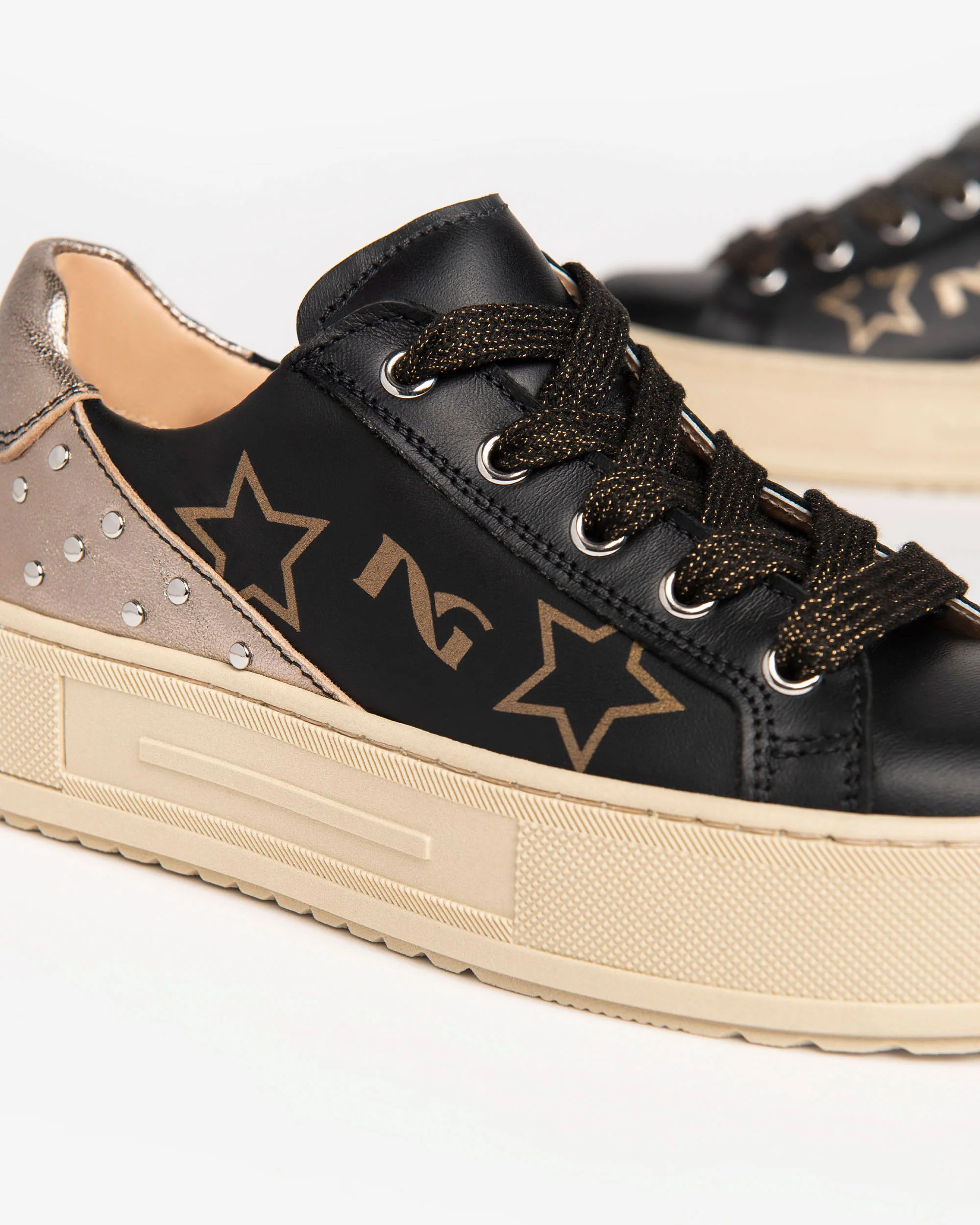 Teen Girls’ Leather Sneakers - Image 4