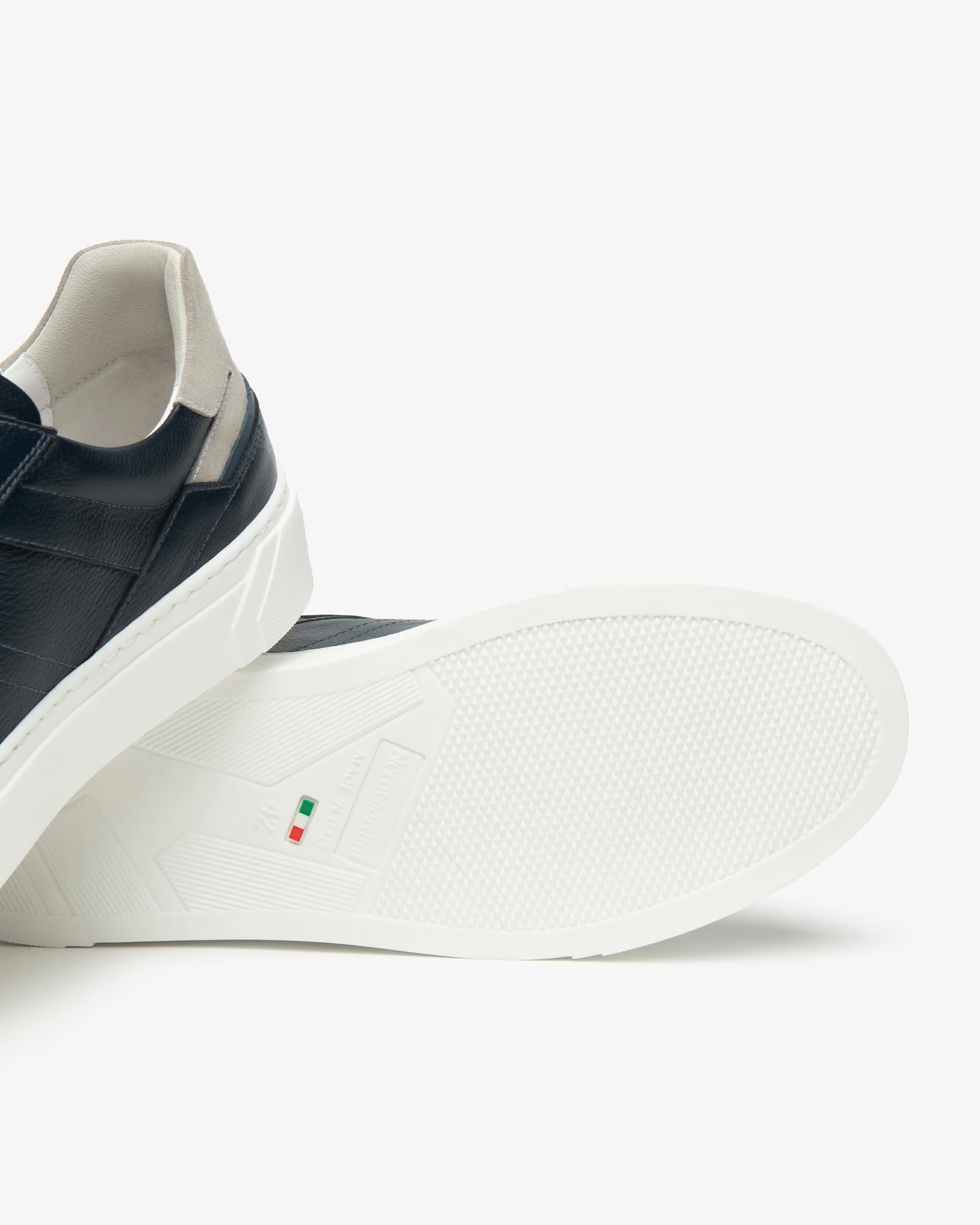 Men’s Leather Sneakers - Image 4