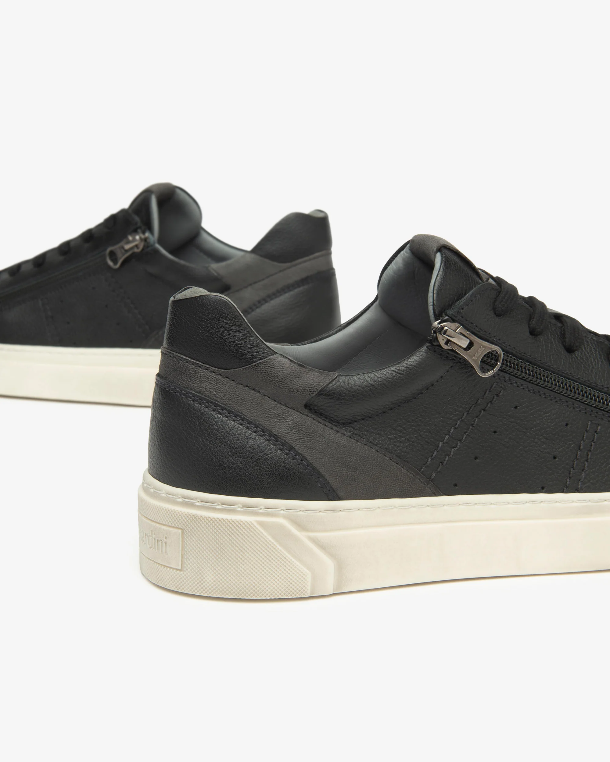 Men’s Leather Sneakers - Image 4