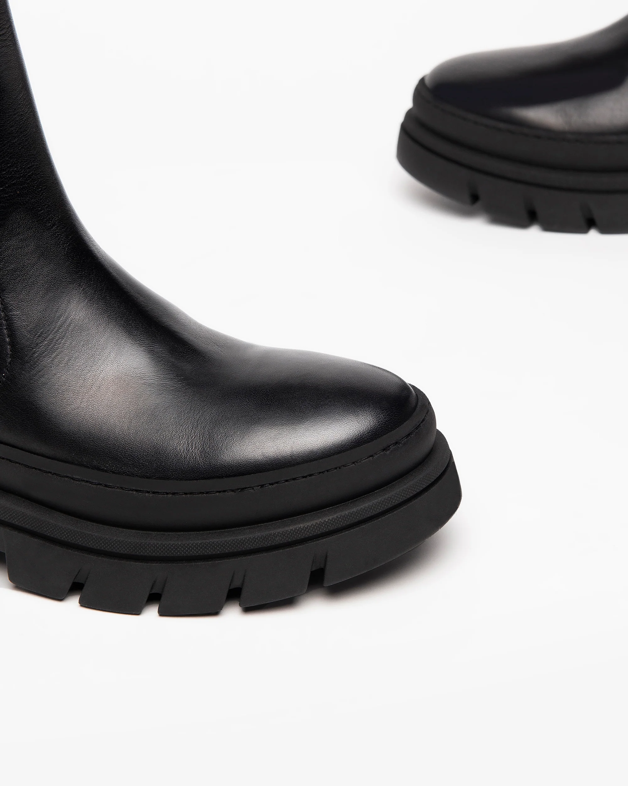 Women’s Leather Chelsea Boots - Image 3