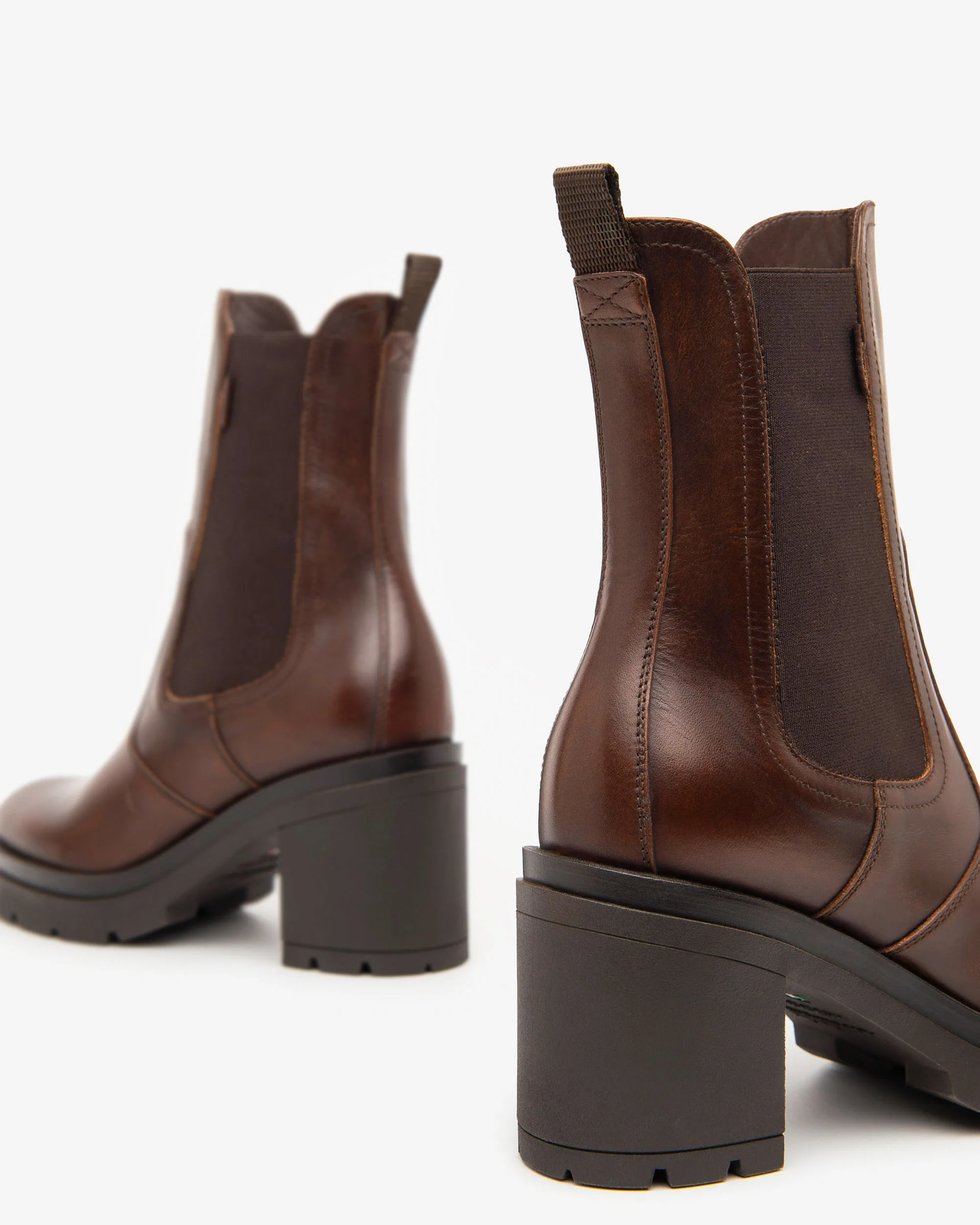 Women’s Leather Chelsea Boots - Image 4