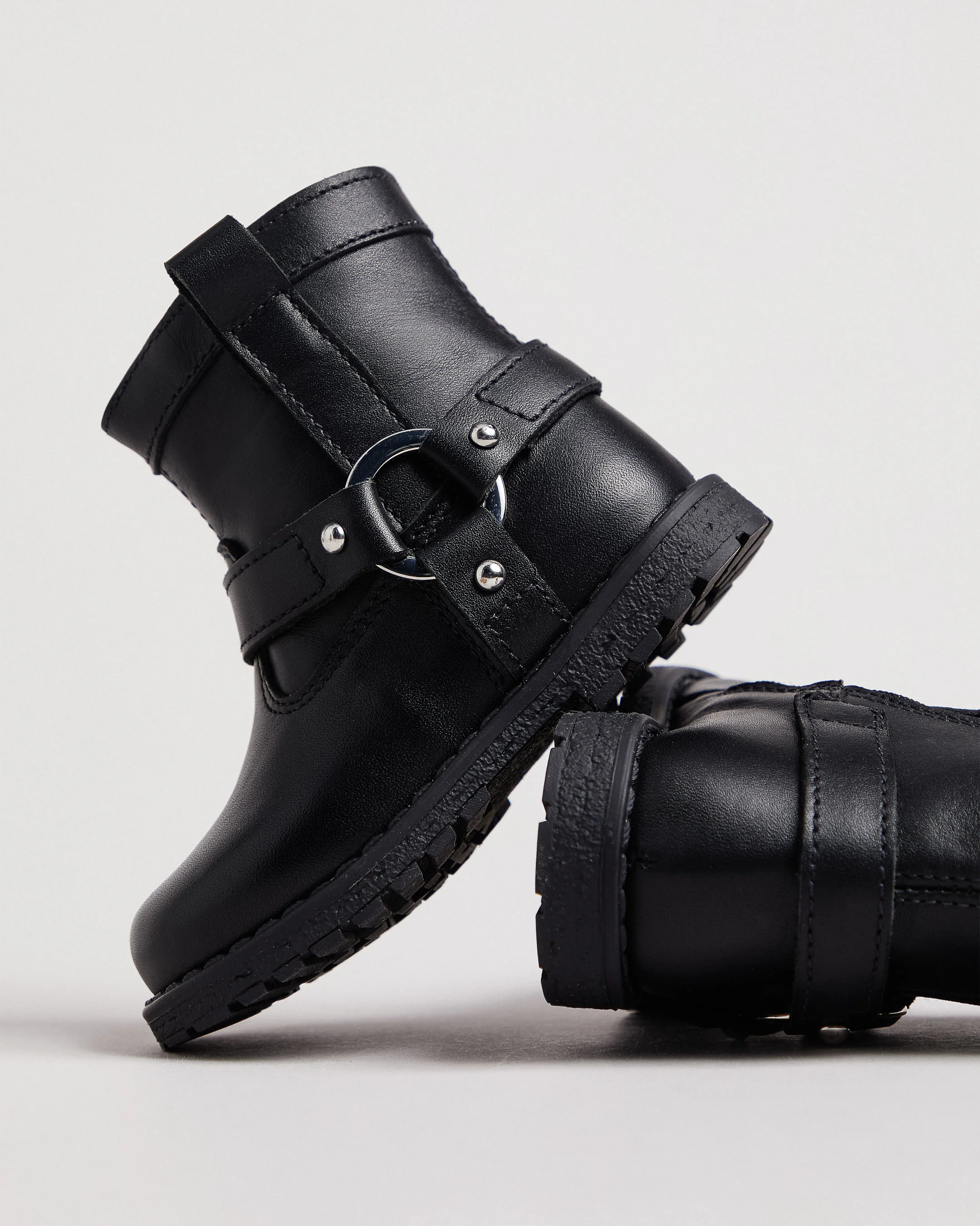 Junior Leather Ankle Boots for Girls - Image 3