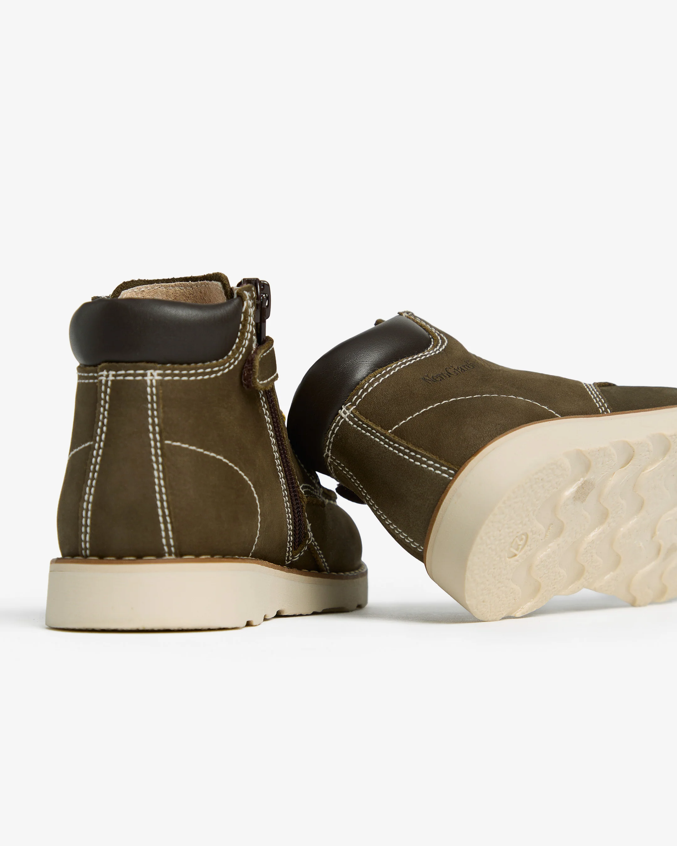 Junior Leather Ankle Boots for Boys - Image 3