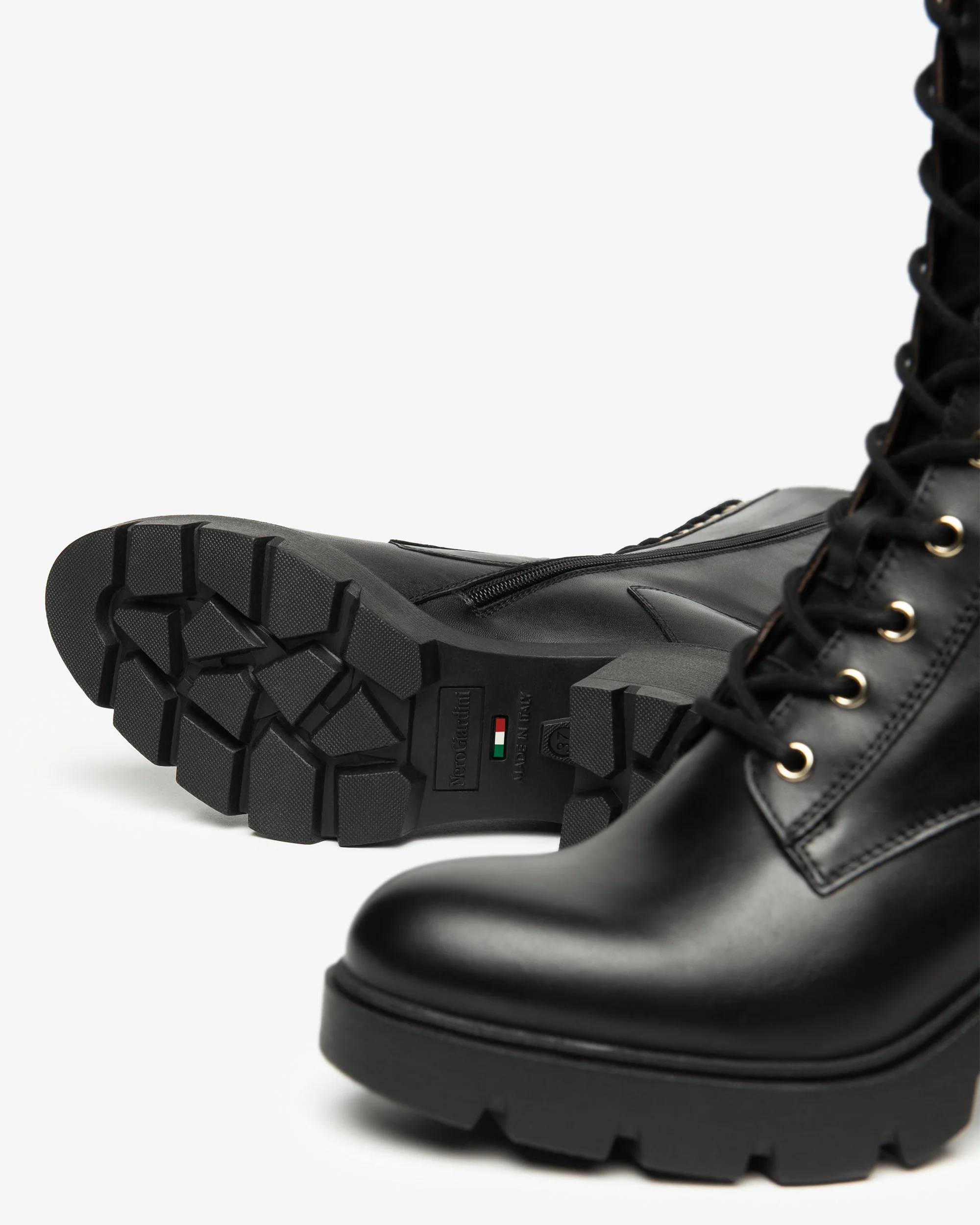 Women’s Leather Boots - Image 4