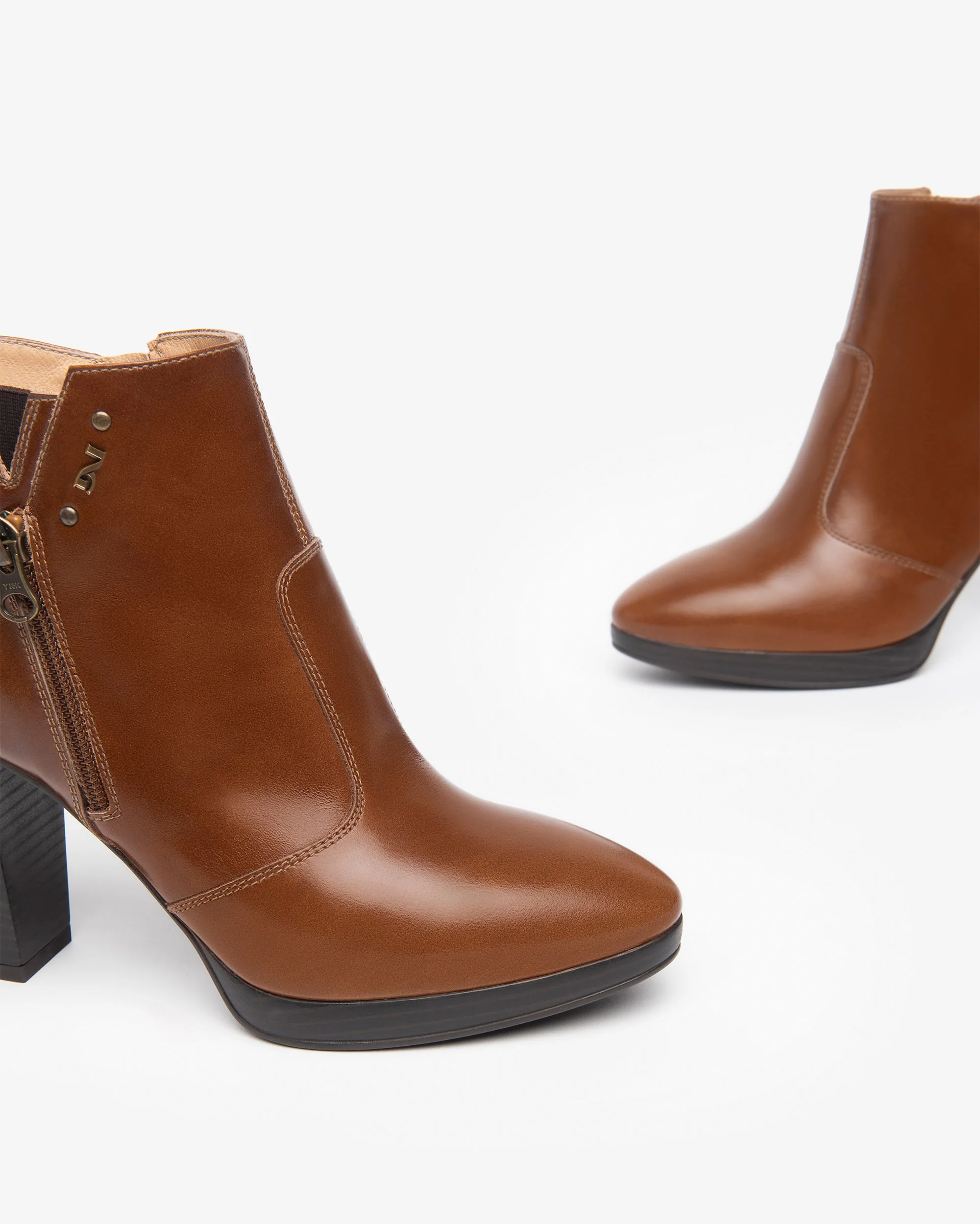 Women’s Leather Ankle Boots - Image 3